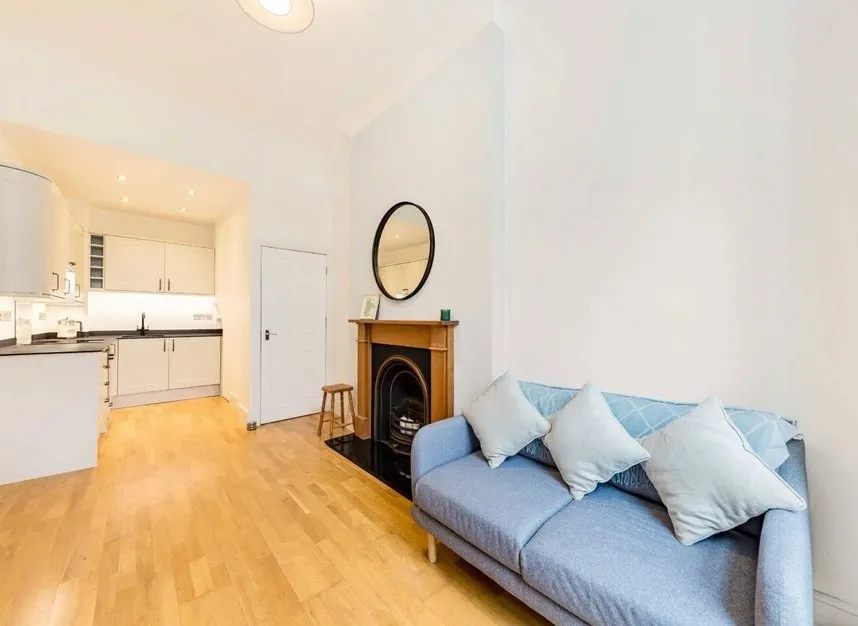 The Common, Ealing Common, W5, photo 3