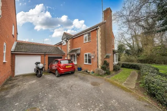 4 bed house for sale, Yeftly Drive, Sandford-On-Thames, OX4