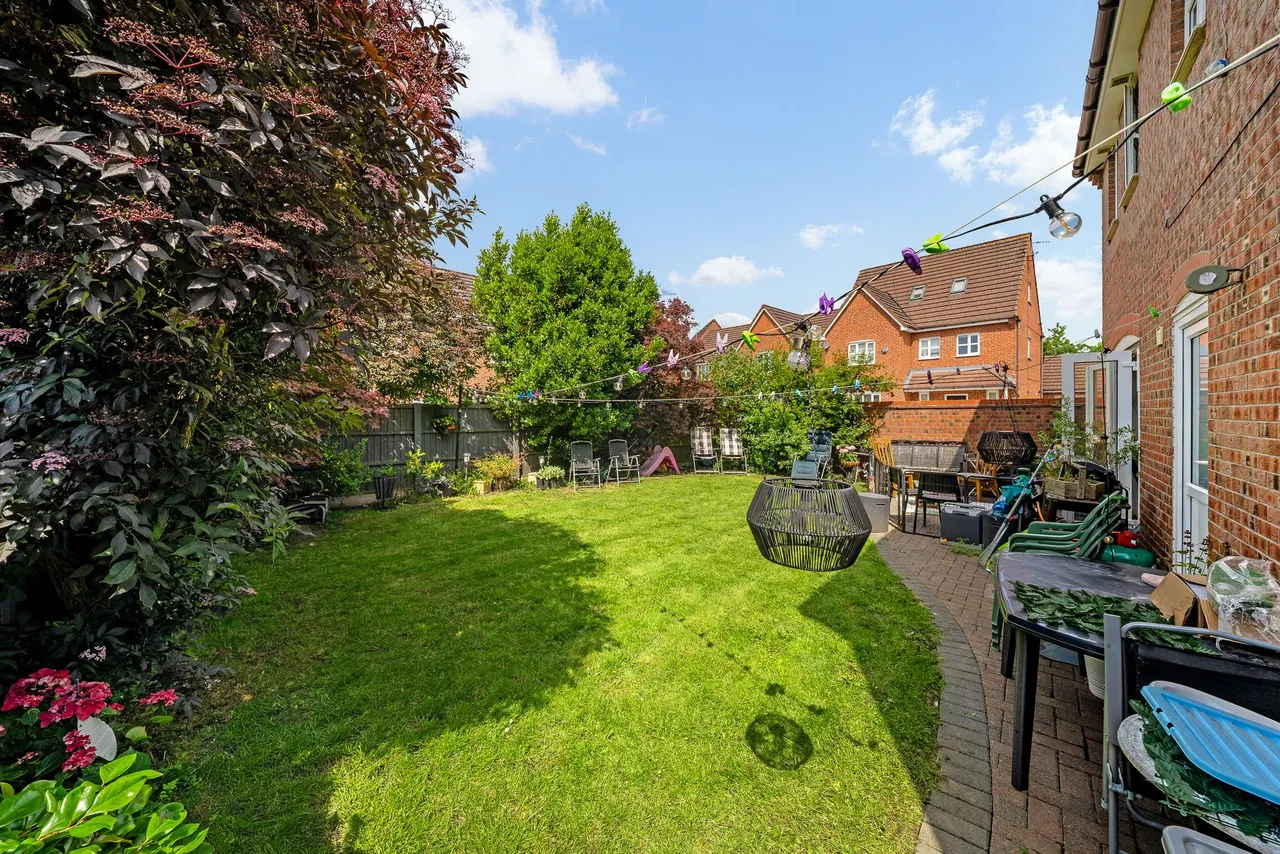 Roscommon Way, Widnes, Widnes, WA8 9SB, photo 14
