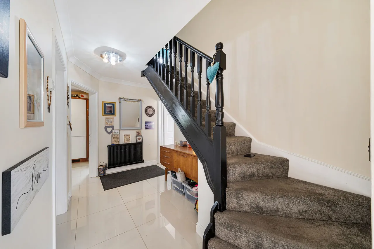 Roscommon Way, Widnes, Widnes, WA8 9SB, photo 10