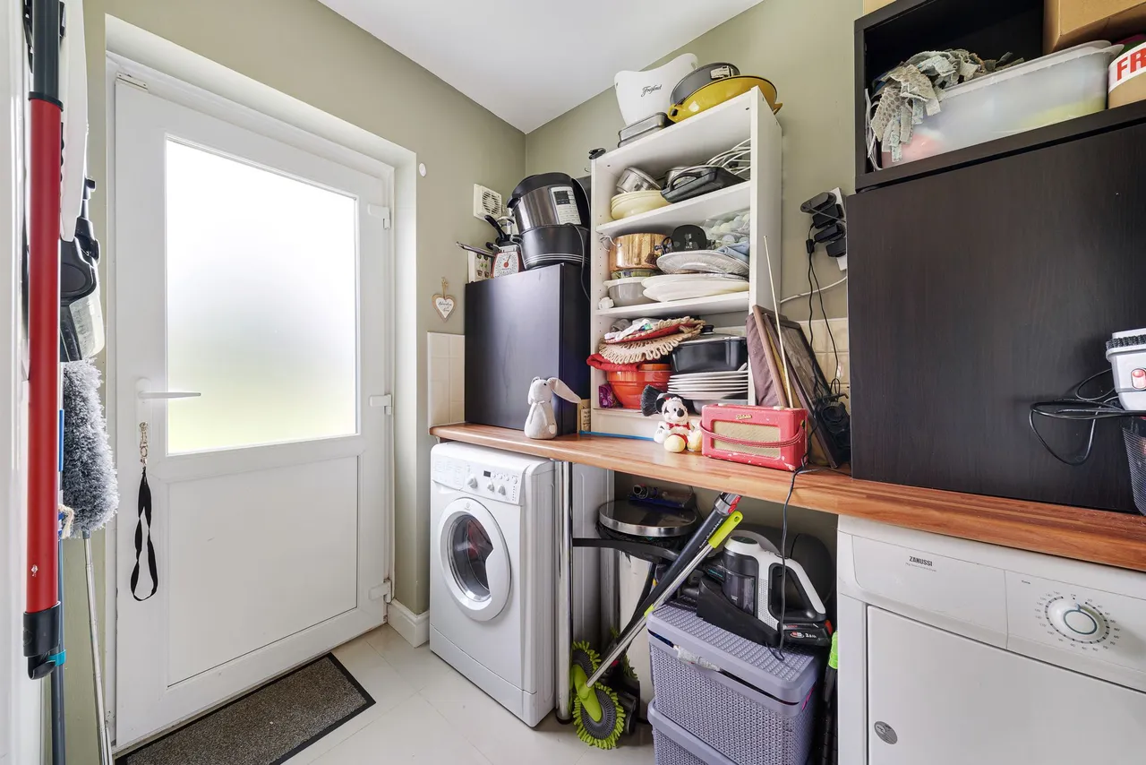 Roscommon Way, Widnes, Widnes, WA8 9SB, photo 7