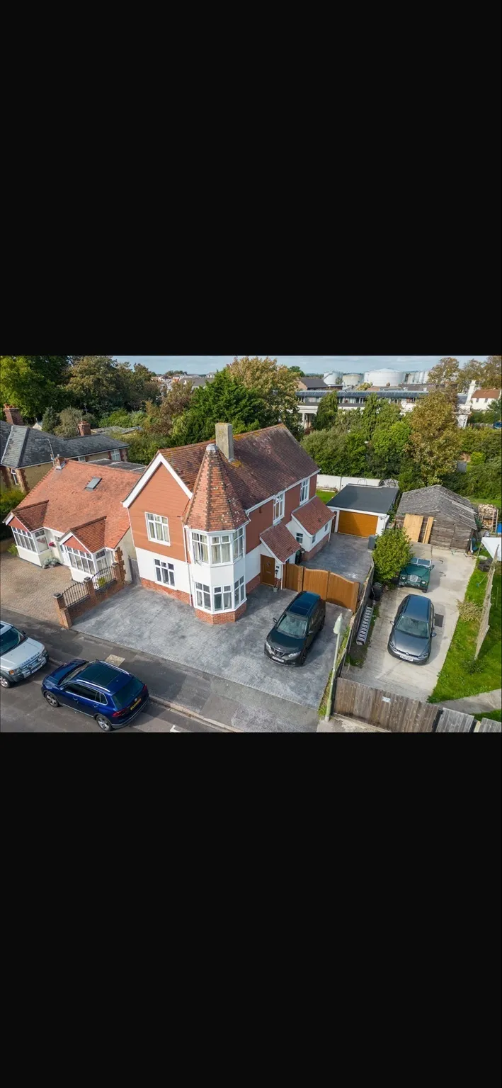 Grove Avenue, Gosport, PO12, photo 21