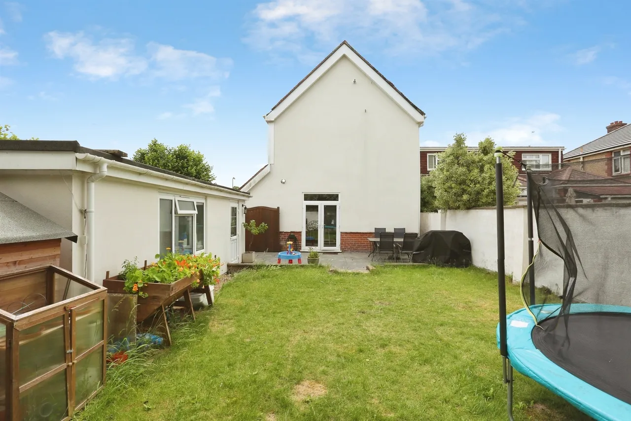 Grove Avenue, Gosport, PO12, photo 19