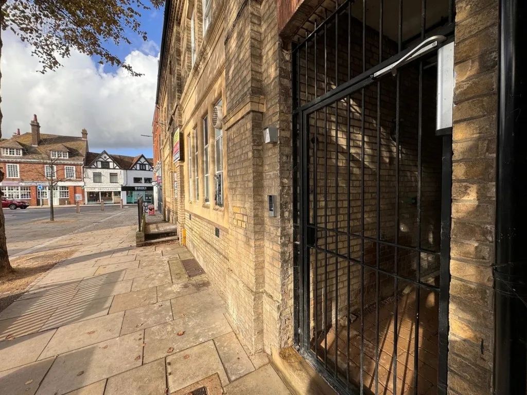 High Street, Baldock, SG7, photo 6