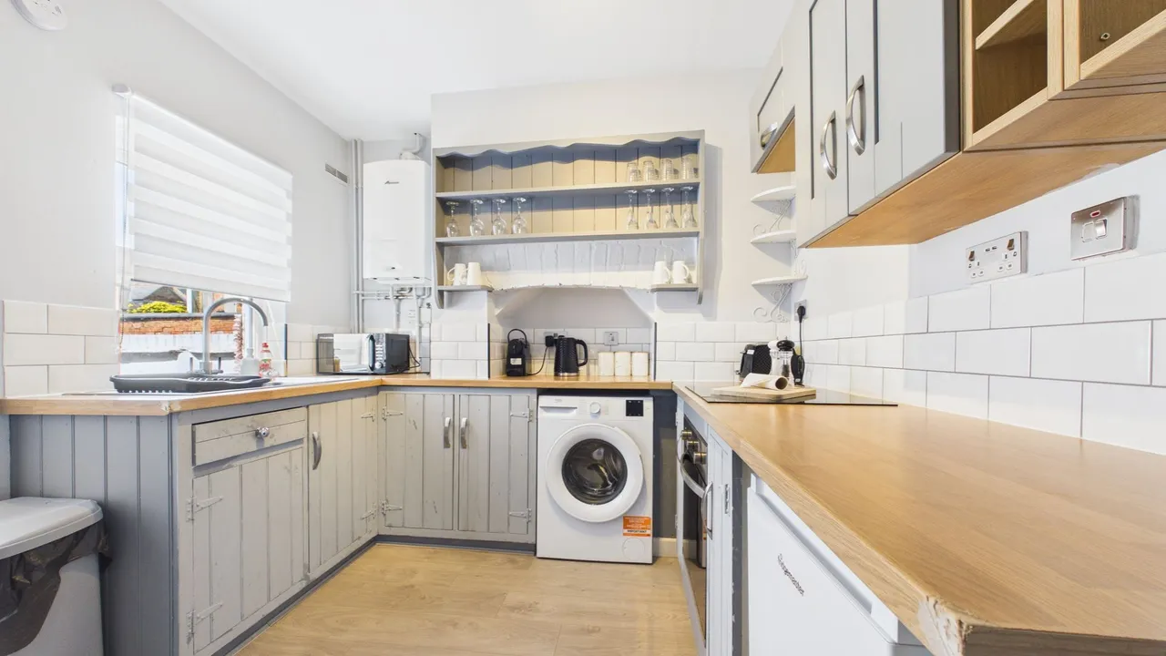 Radcliffe Road, STAMFORD, Stamford, PE9, photo 5