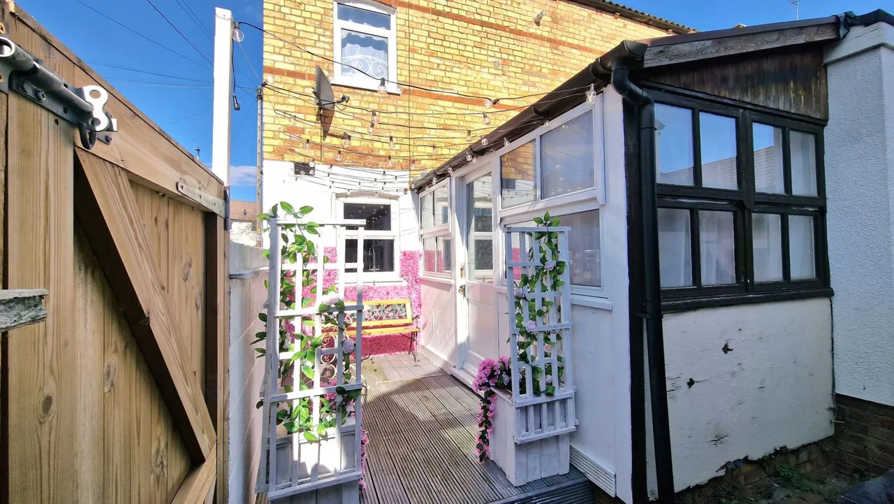 Radcliffe Road, STAMFORD, Stamford, PE9, photo 14