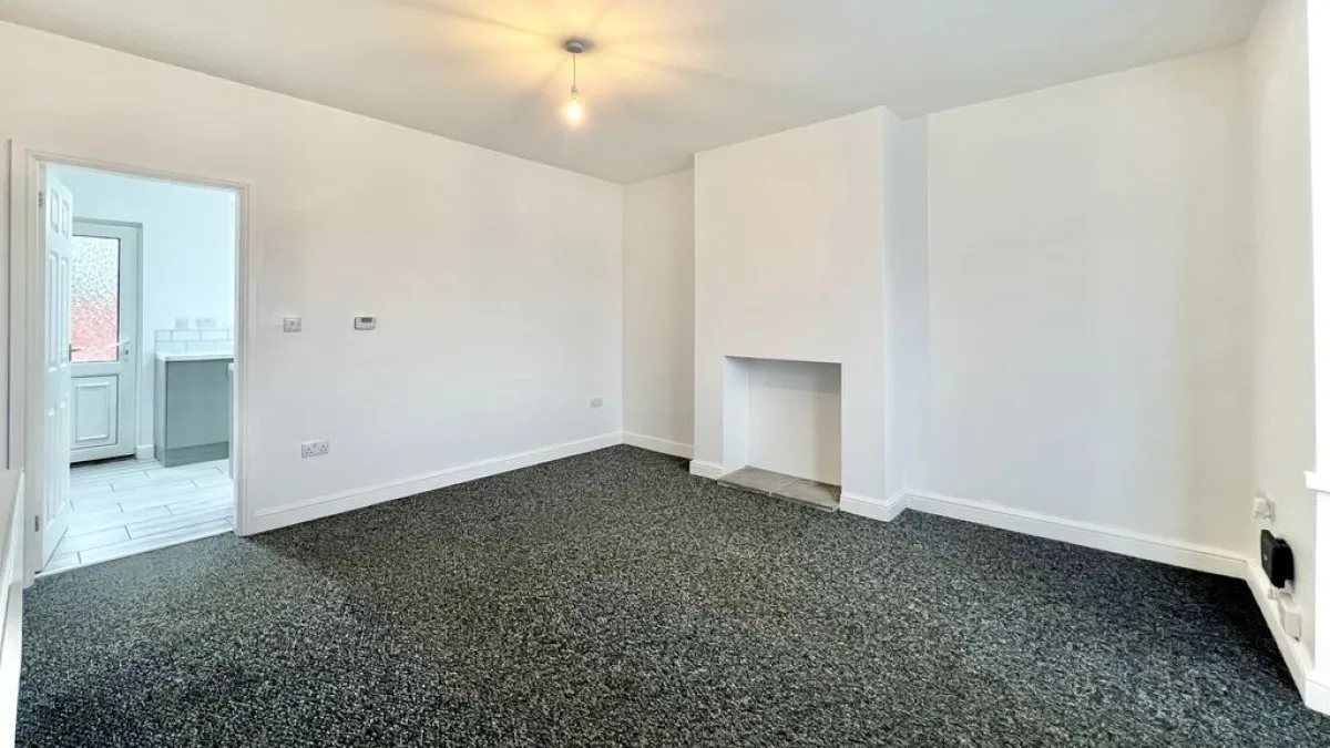 Old Village Street, Gunness, photo 6