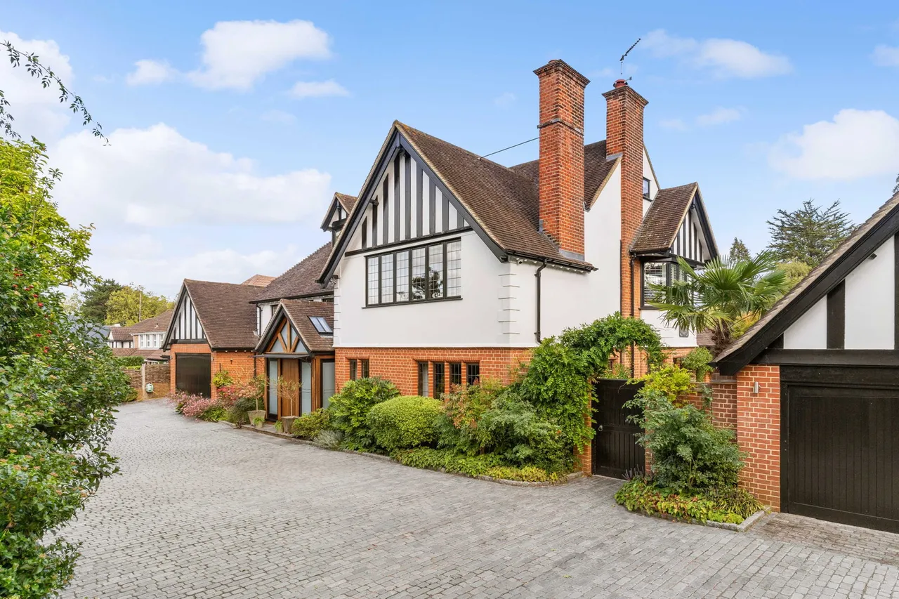 Roundwood Avenue, Hutton Mount, CM13, photo 74