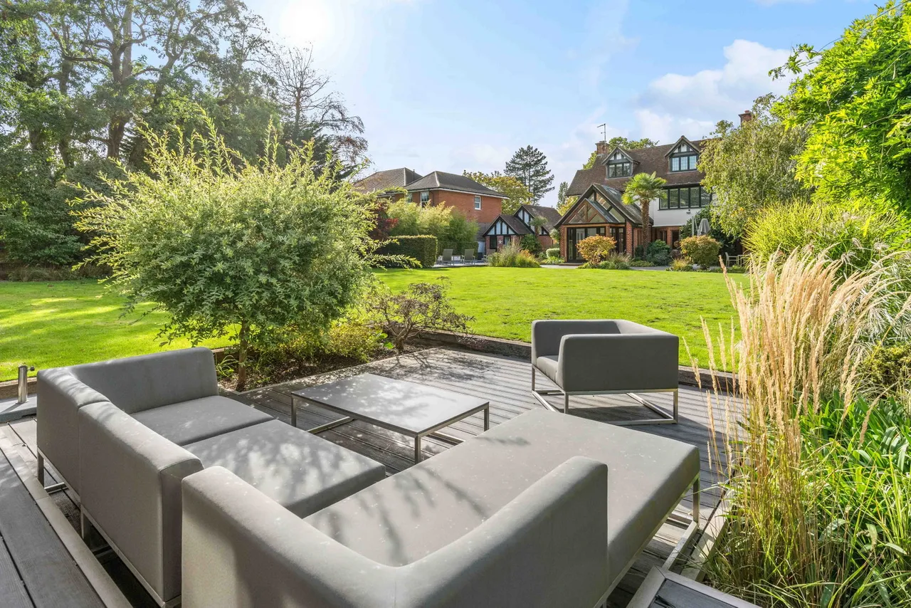 Roundwood Avenue, Hutton Mount, CM13, photo 87