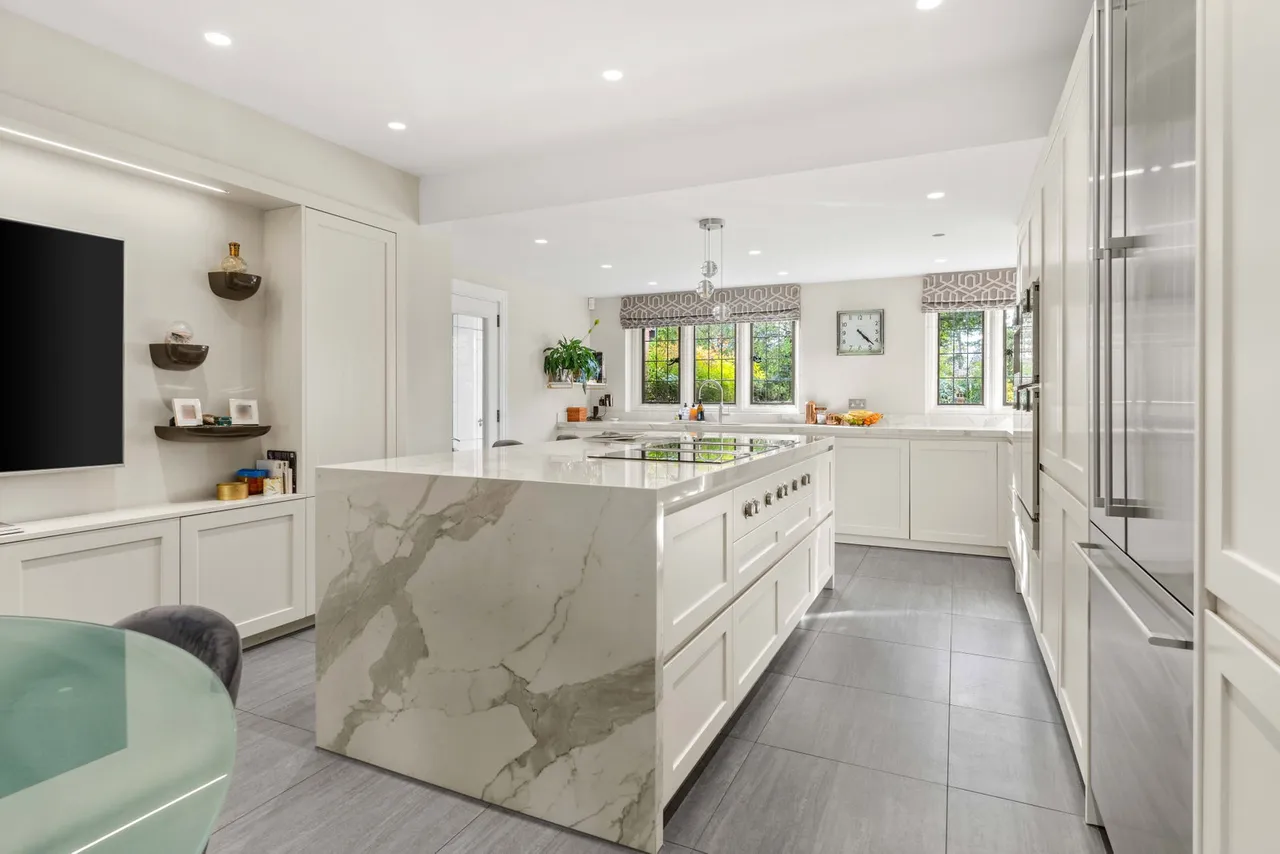 Roundwood Avenue, Hutton Mount, CM13, photo 20