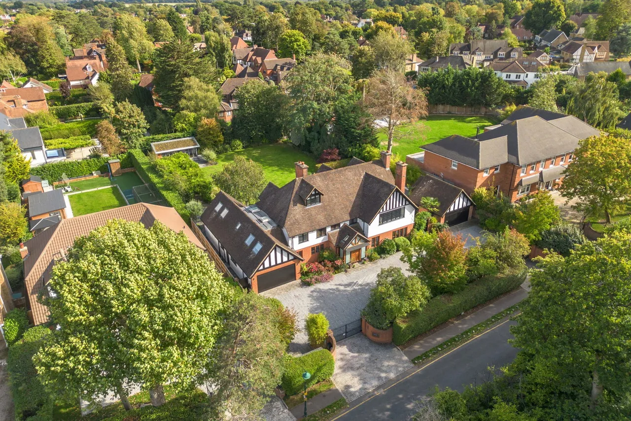 Roundwood Avenue, Hutton Mount, CM13, photo 5