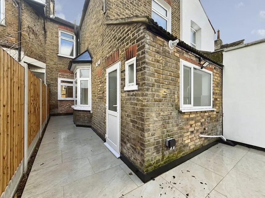 Wanlip Road, London, E13, photo 14
