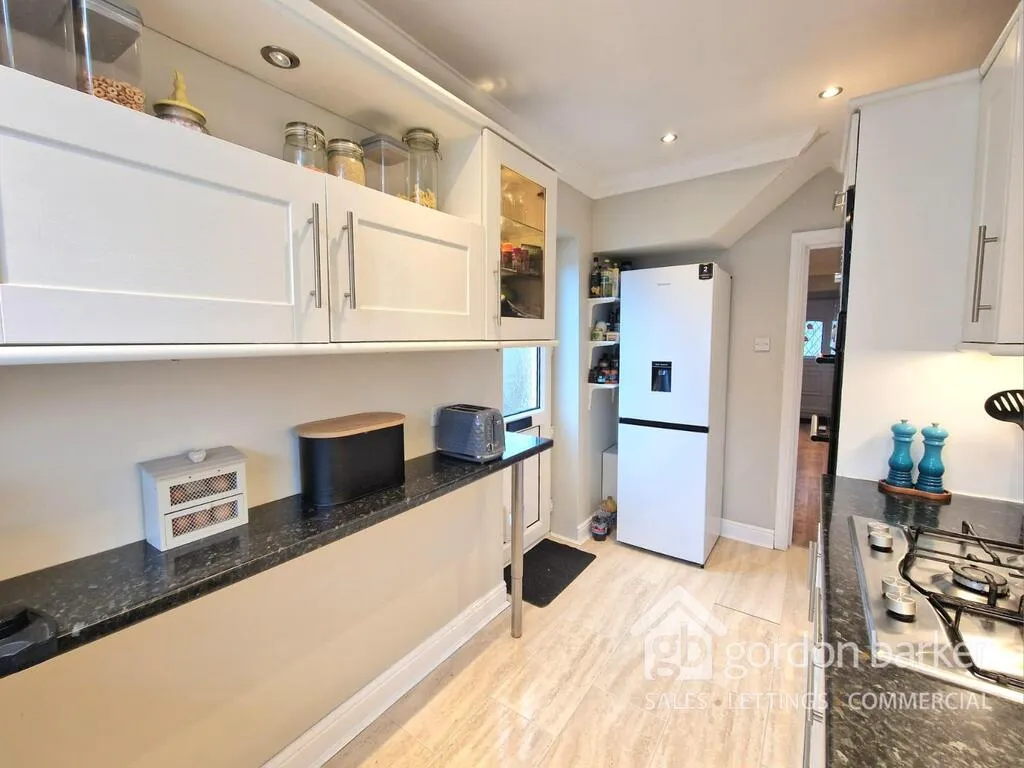 Claremont Avenue, Bournemouth, BH9 3EZ, photo 13