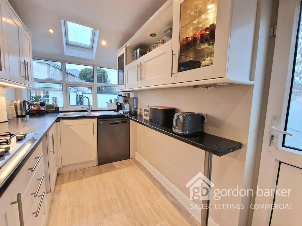 Claremont Avenue, Bournemouth, BH9 3EZ, photo 12