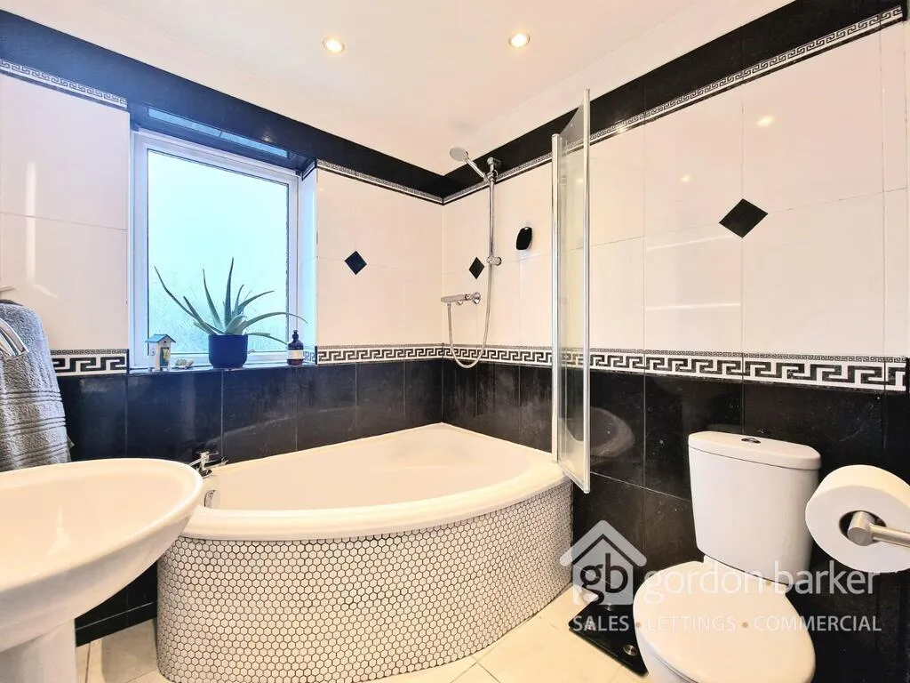 Claremont Avenue, Bournemouth, BH9 3EZ, photo 23