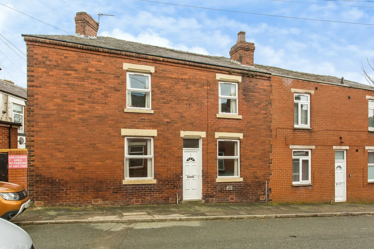 3 bed house for sale, Croft Road, Chorley, PR6
