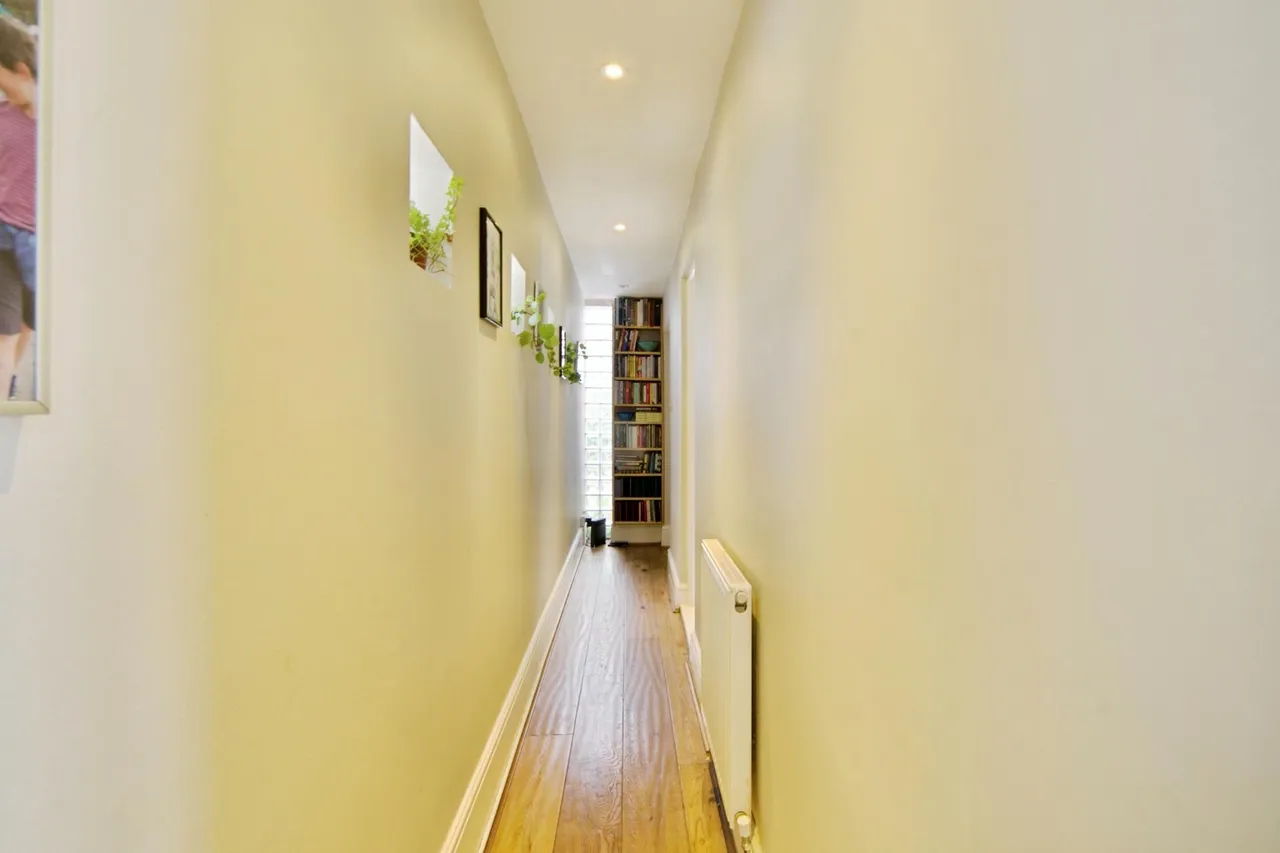 Park Road, London, N8, photo 22