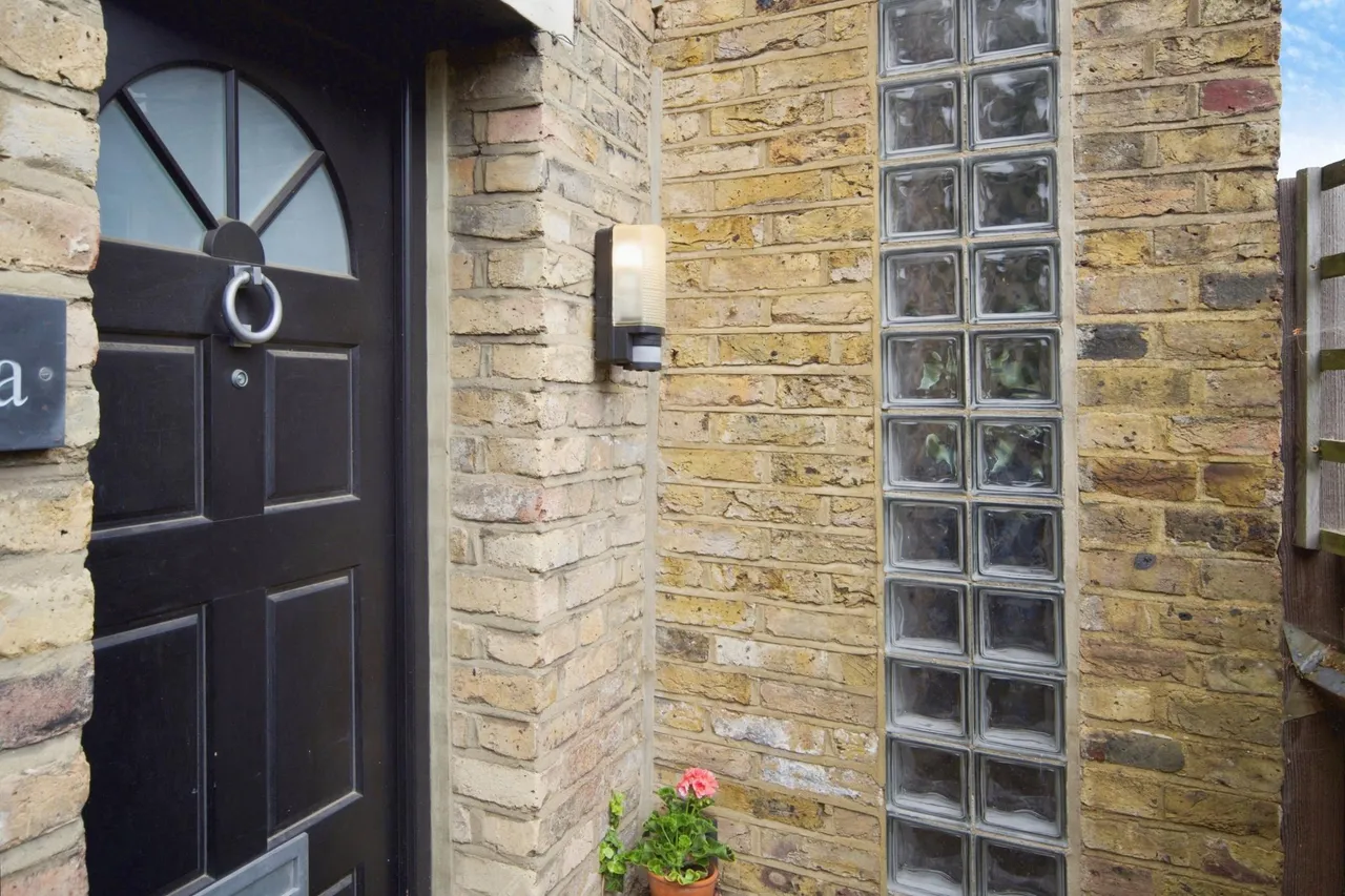 Park Road, London, N8, photo 24