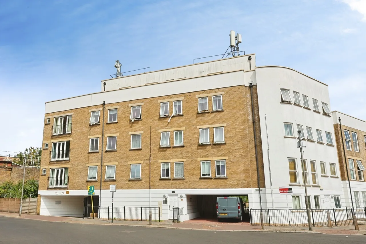 2 bed flat for sale — Battersea High Street, Battersea, London, SW11