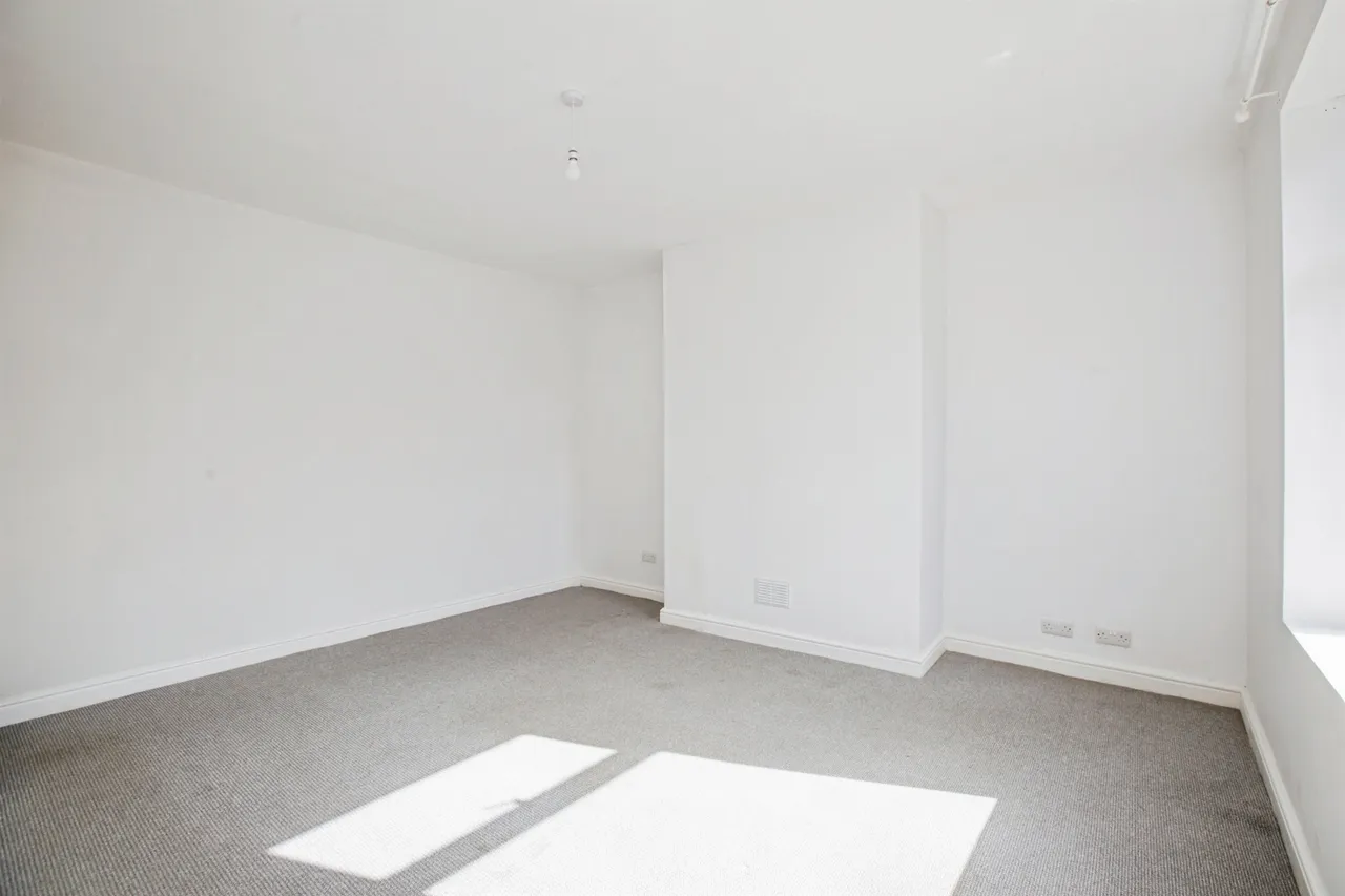 School Cote Terrace, Halifax, HX3, photo 5