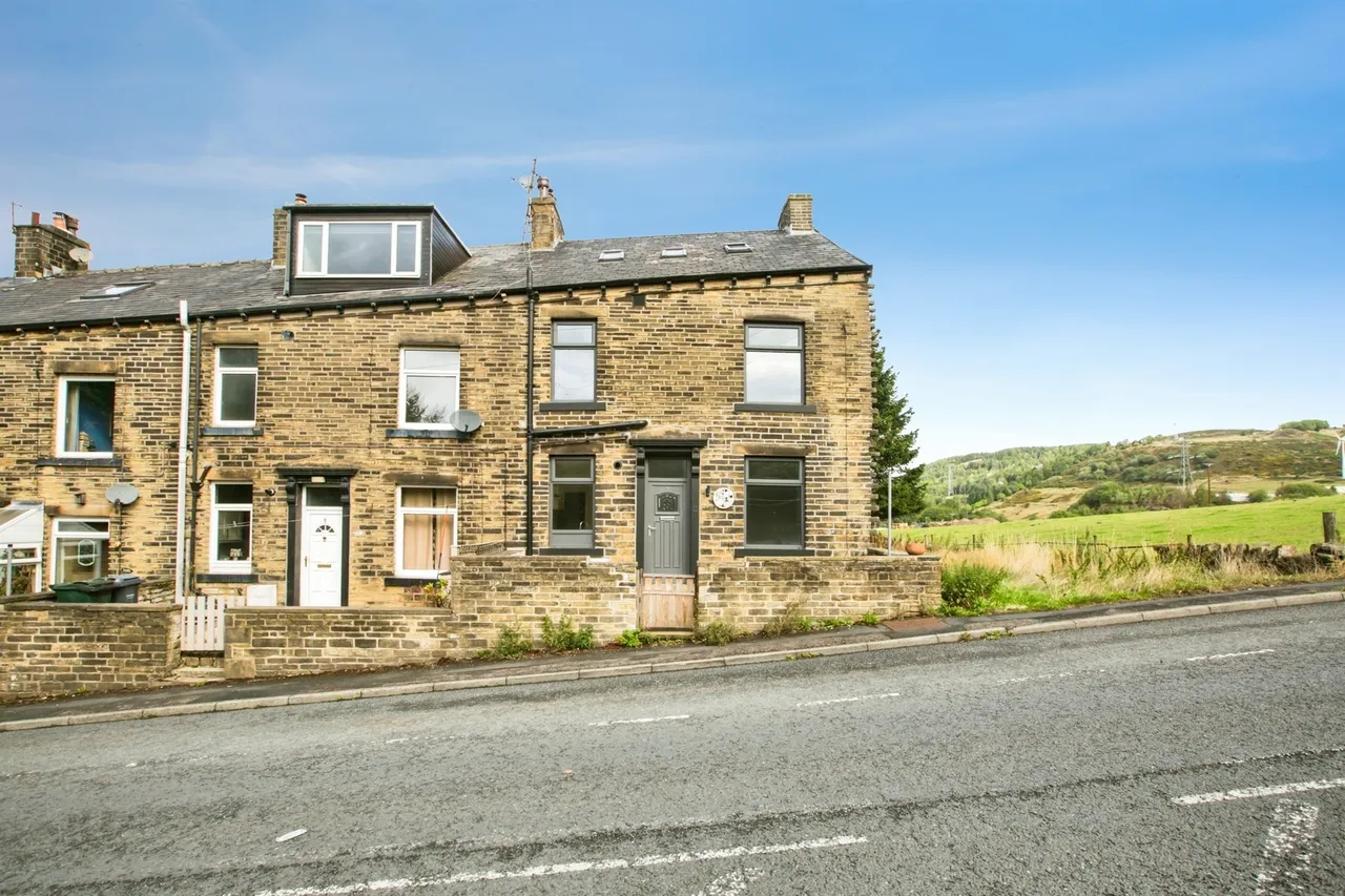 School Cote Terrace, Halifax, HX3, photo 9
