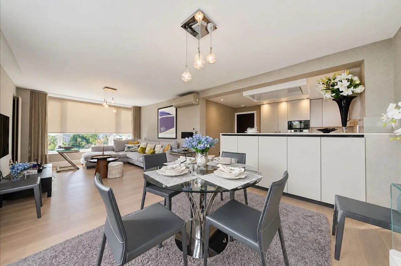 Boydell Court, St. John's Wood Park, NW8, photo 3