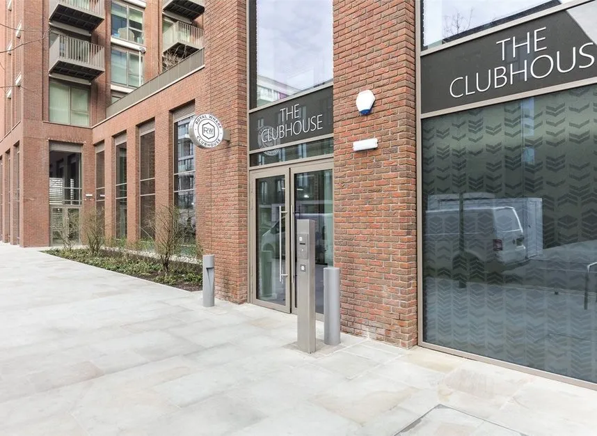 Steamer Building, Royal Wharf, E16, photo 11