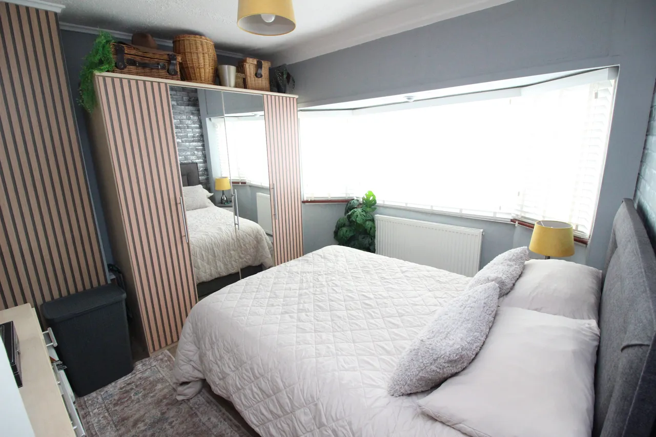 Buckland Way, WORCESTER PARK, Surrey, Worcester Park, KT48NP, photo 5