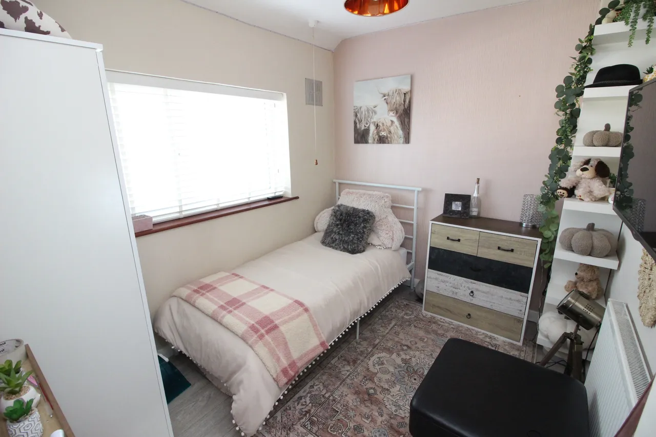 Buckland Way, WORCESTER PARK, Surrey, Worcester Park, KT48NP, photo 6