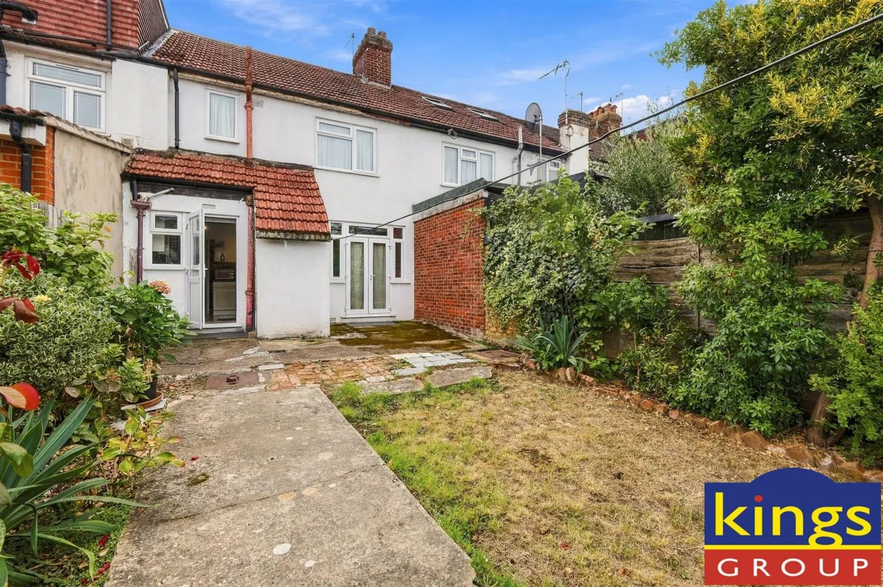 Selhurst Road, Edmonton, N9, photo 13