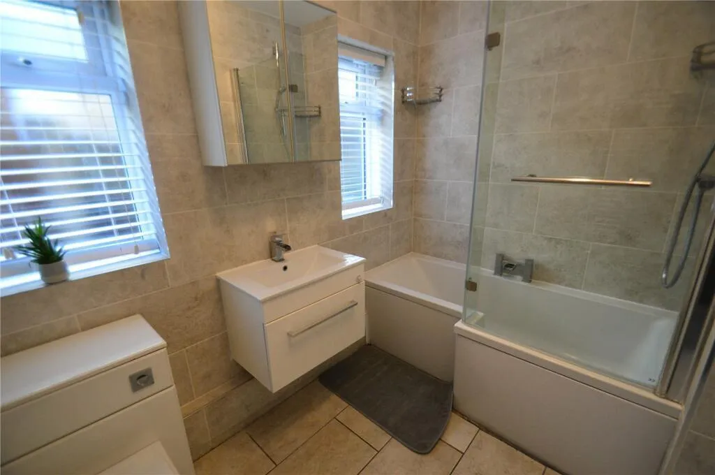 Brighton Road, Purley, CR8, photo 6