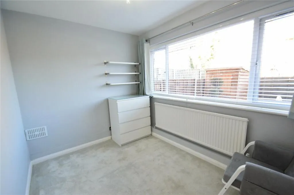 Brighton Road, Purley, CR8, photo 5