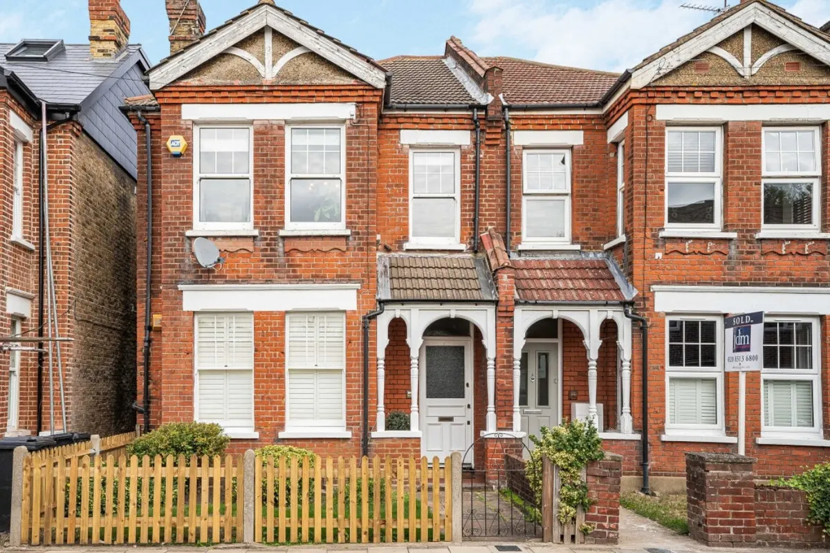 2 bed flat for sale, Bromley, BR1