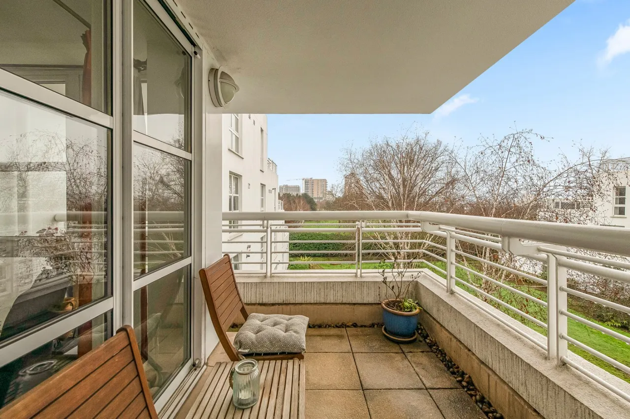 Barrier Point Road, London, E16, photo 3