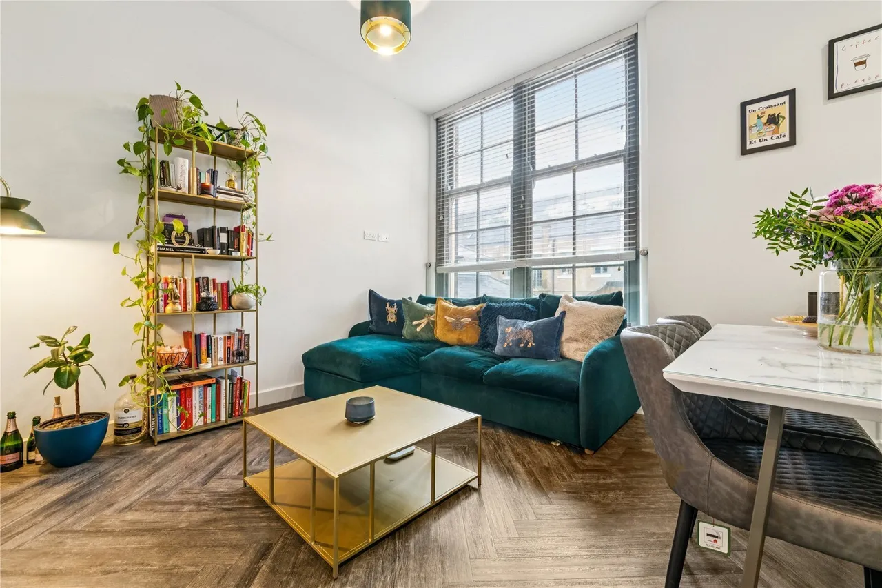 Holt Gardens, London, SW17, photo 7