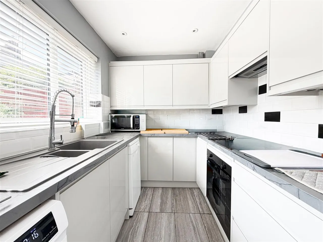 Oxford Road, Eastbourne, BN22 8EA, photo 6