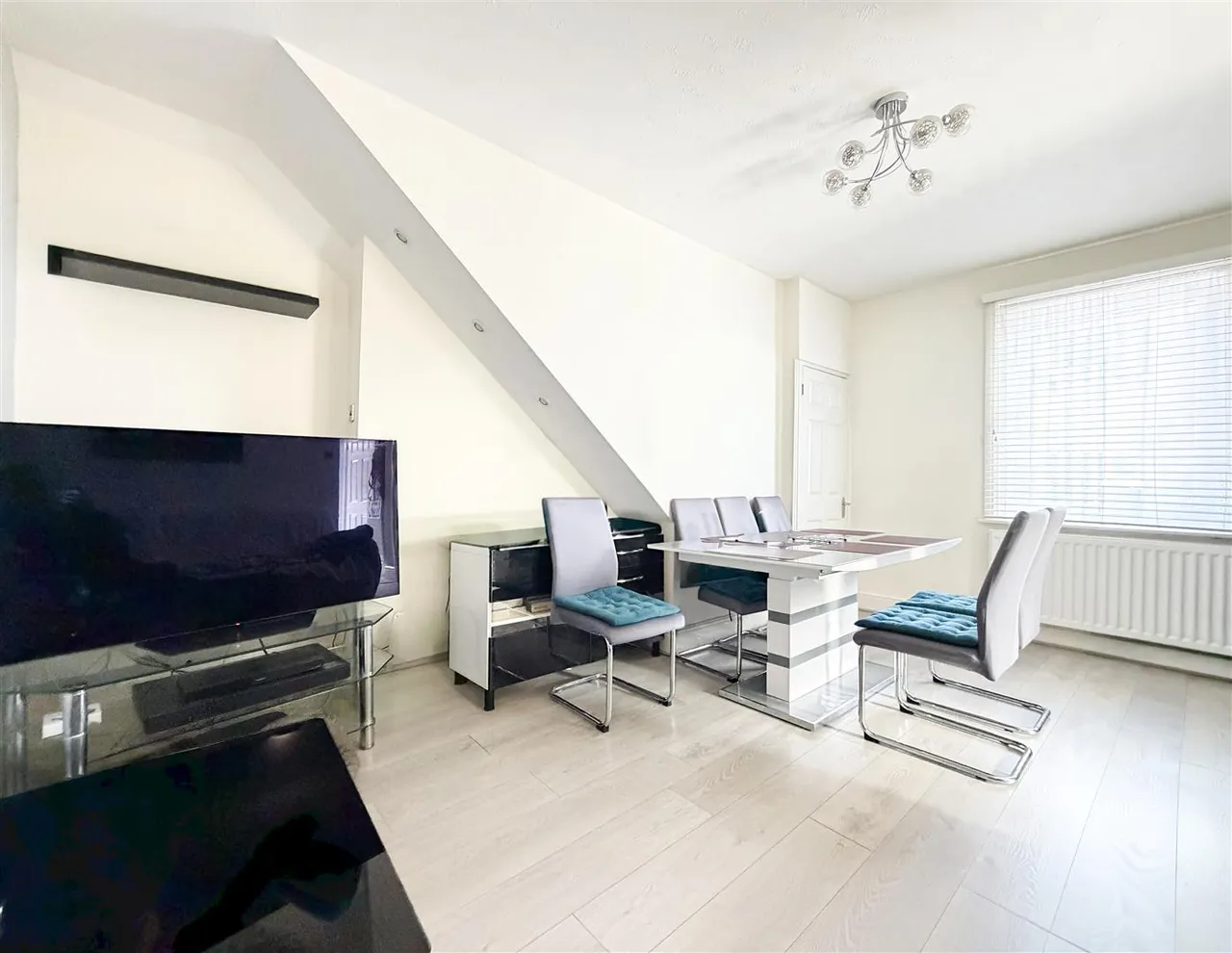 Oxford Road, Eastbourne, BN22 8EA, photo 2