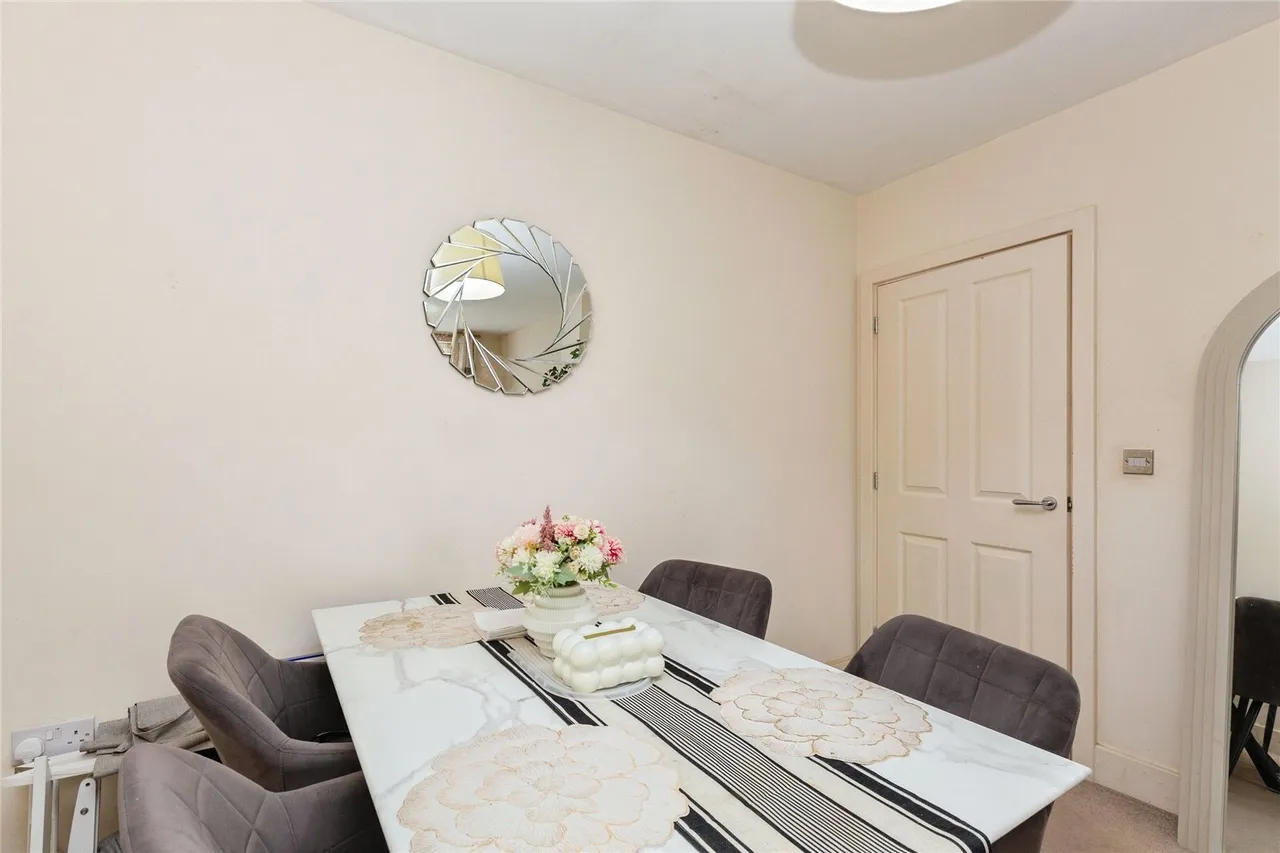 Coxhill Way, Aylesbury, Buckinghamshire, HP21, photo 9