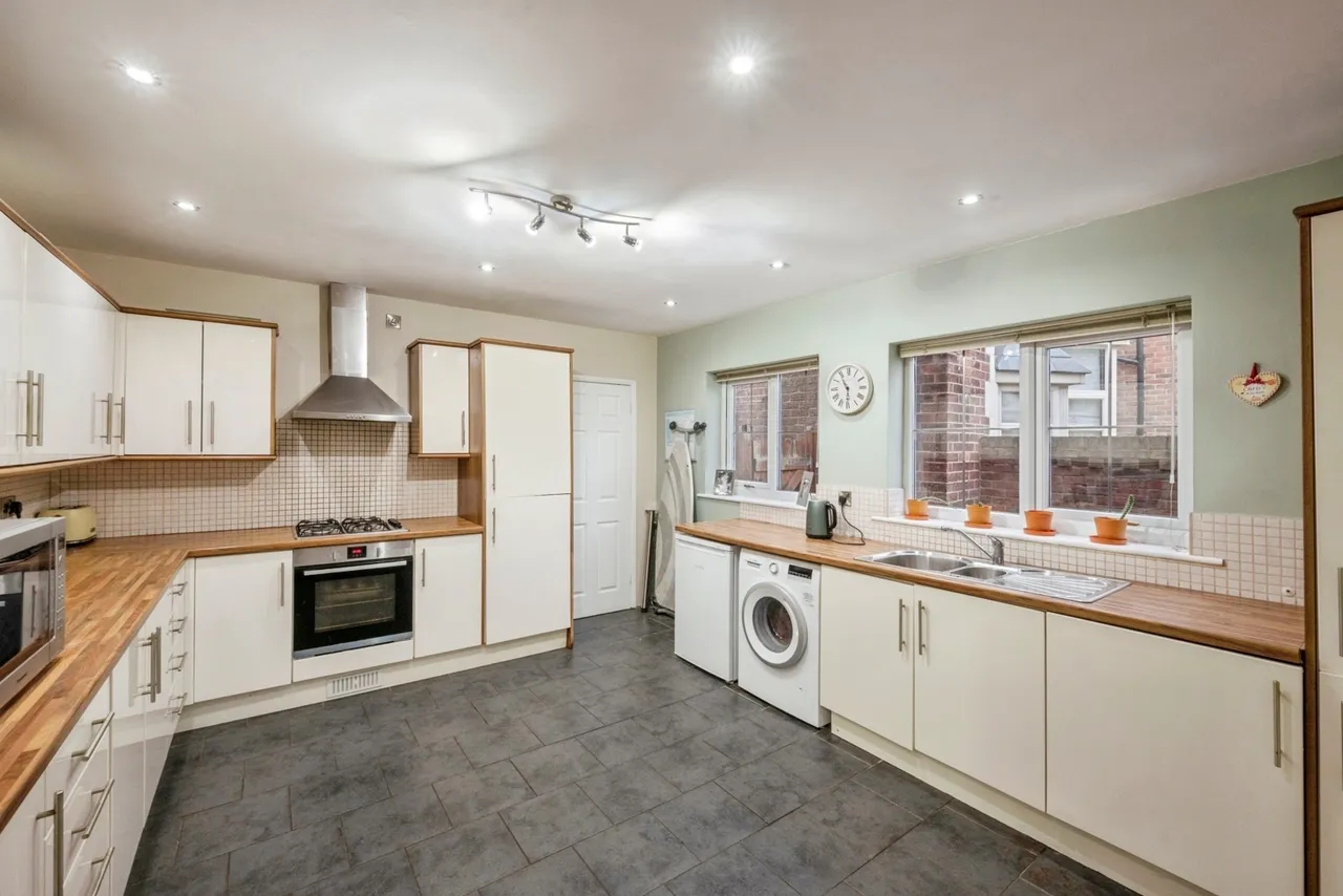 Church Street, DONCASTER, South Yorkshire, DN9, photo 3