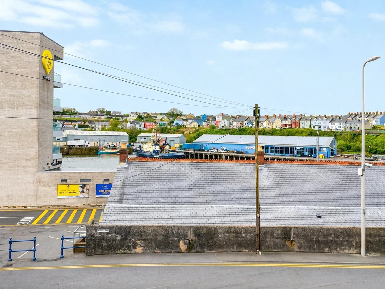 Victoria Road, Milford Haven, SA73, photo 2