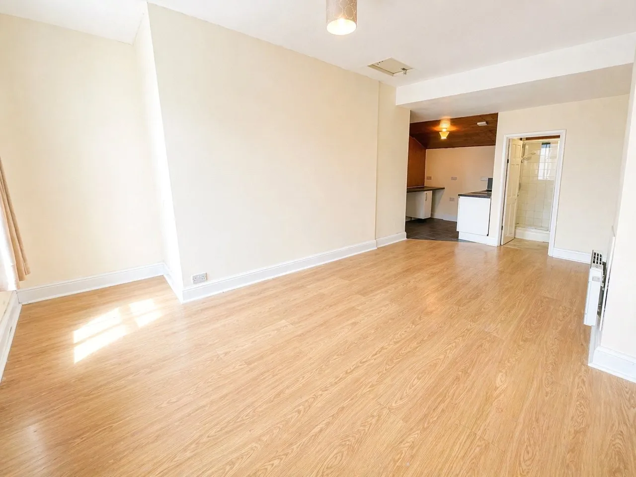 Victoria Road, Milford Haven, SA73, photo 6