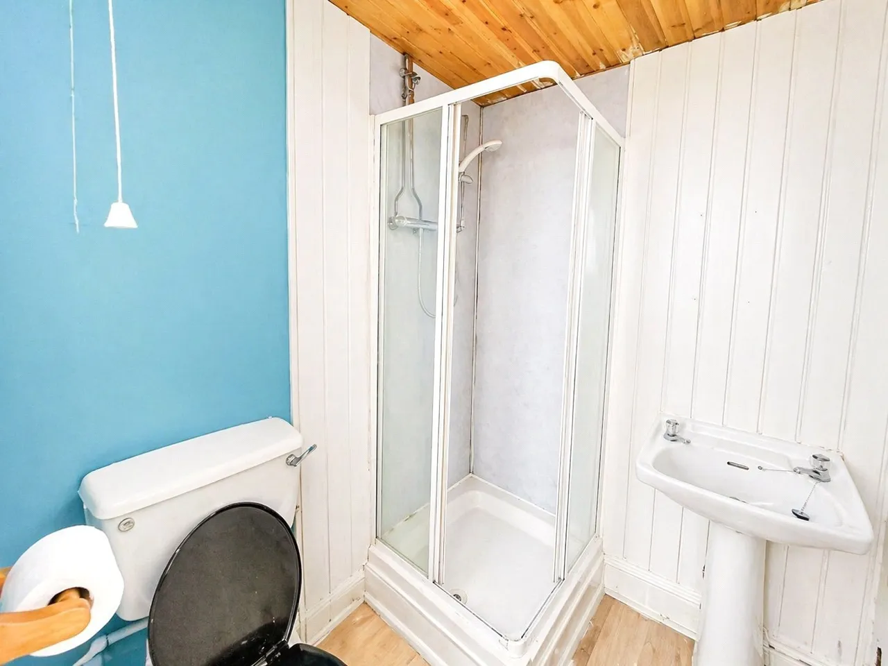 Victoria Road, Milford Haven, SA73, photo 9