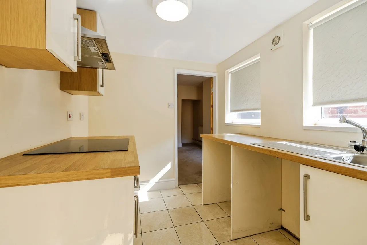 St. Catherines Grove, Lincoln, Lincolnshire, LN5, photo 6
