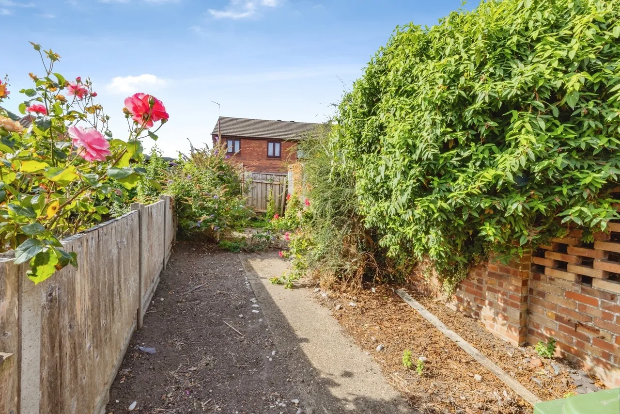 St. Catherines Grove, Lincoln, Lincolnshire, LN5, photo 4