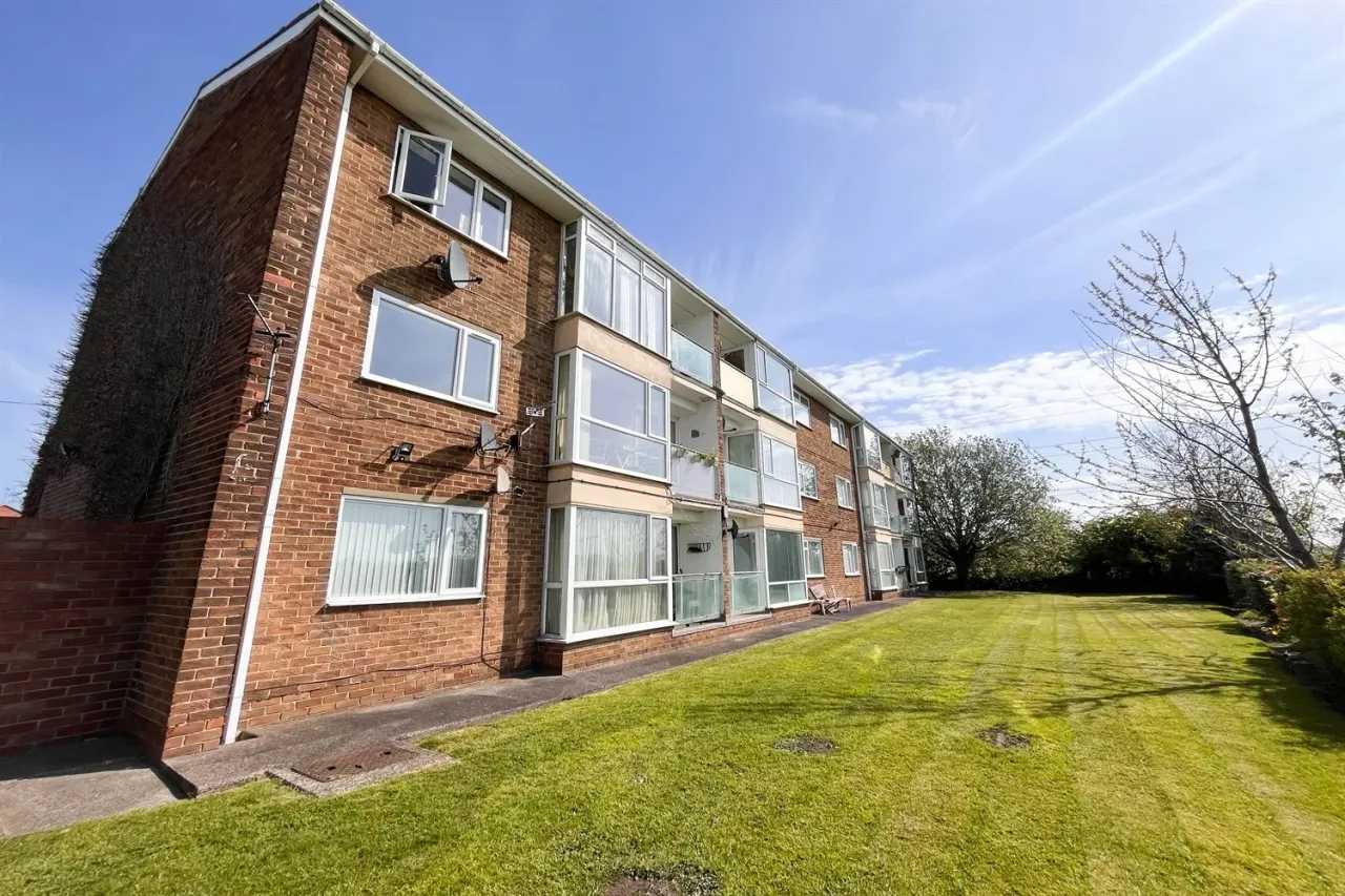Ridge Court, Hazlerigg, NE13, photo 10