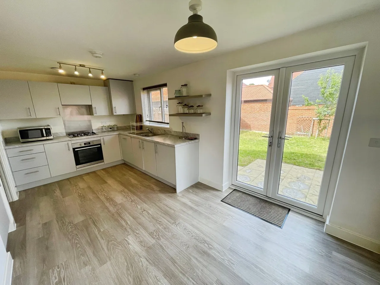 Freshfields Close, Basingstoke, Basingstoke, RG23 7GQ, photo 3