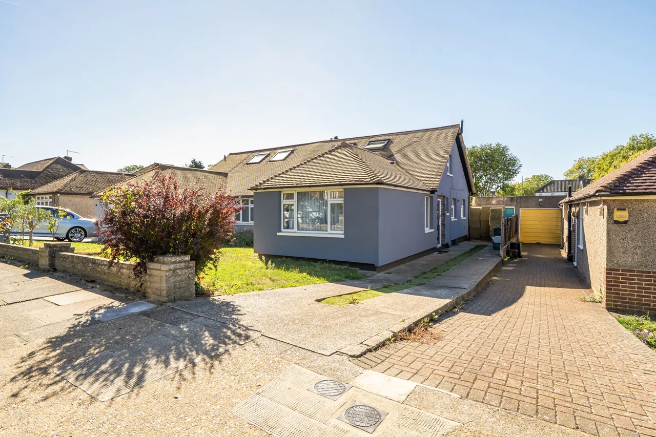 5 bed house for sale, Gillmans Road, BR5
