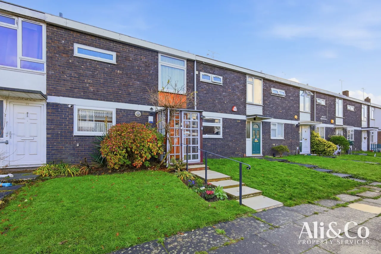 Gladwyns, Basildon, Essex, SS15 5JA, photo 17
