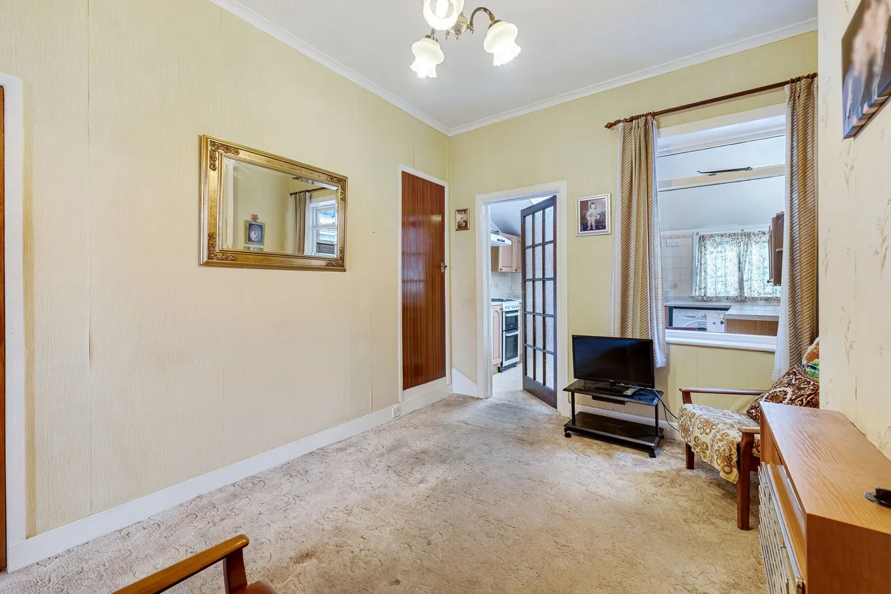 Warrington Road, Widnes, Widnes, WA8 0AT, photo 5