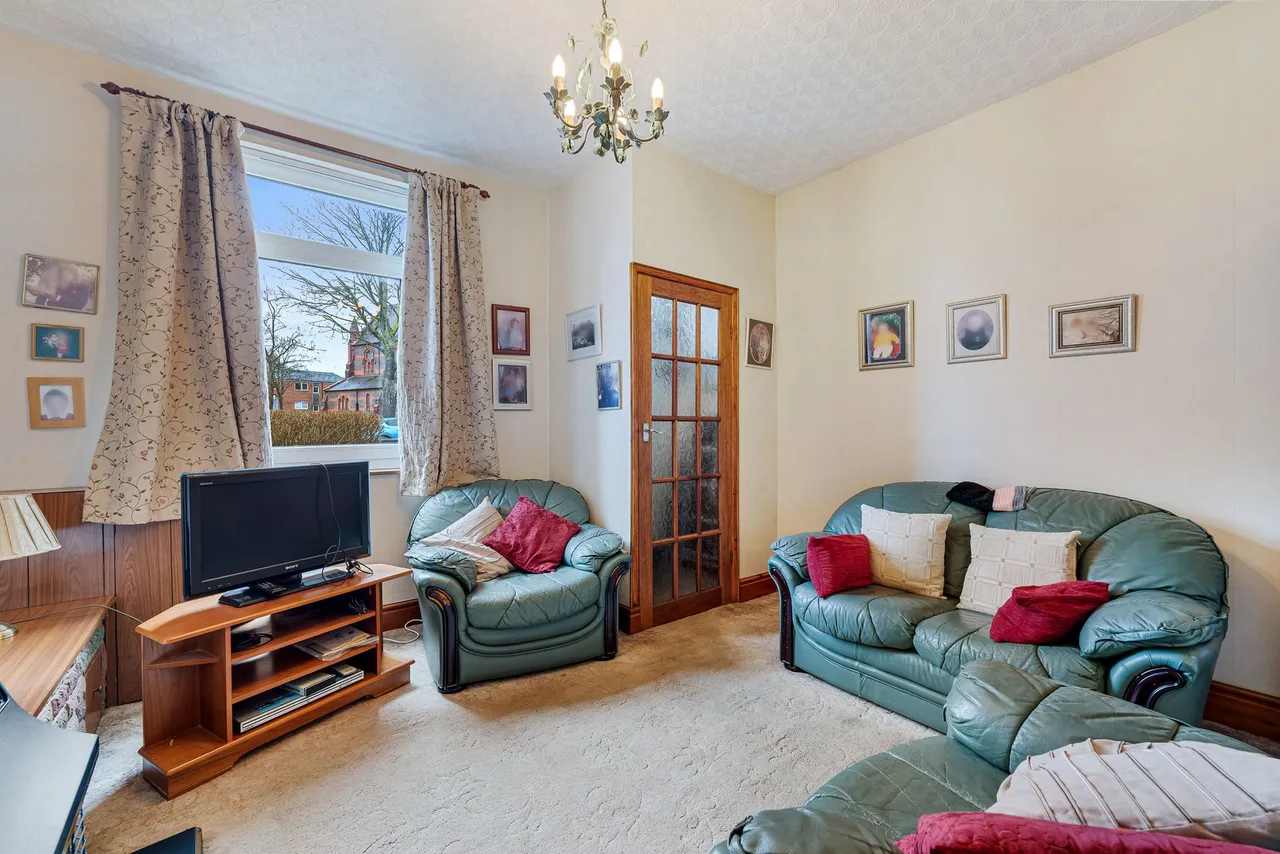 Warrington Road, Widnes, Widnes, WA8 0AT, photo 3